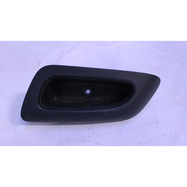 Manija Int Del/tras Izq Nissan Versa 12-19 Negro Delantera/trasera