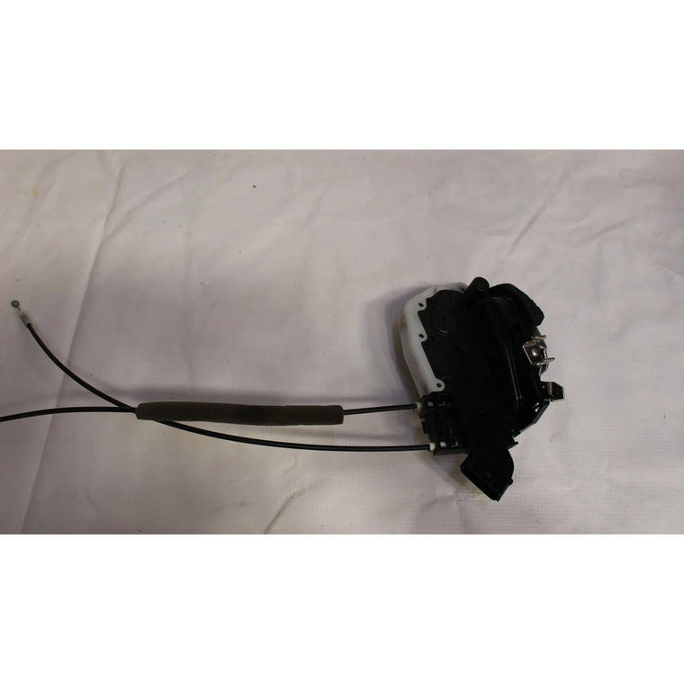 Chapa Cerradura Izquierda Nissan Versa 2012-2019