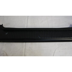 Moldura Para Respaldo Asientos Traseros Versa 15-19 Orig Negro