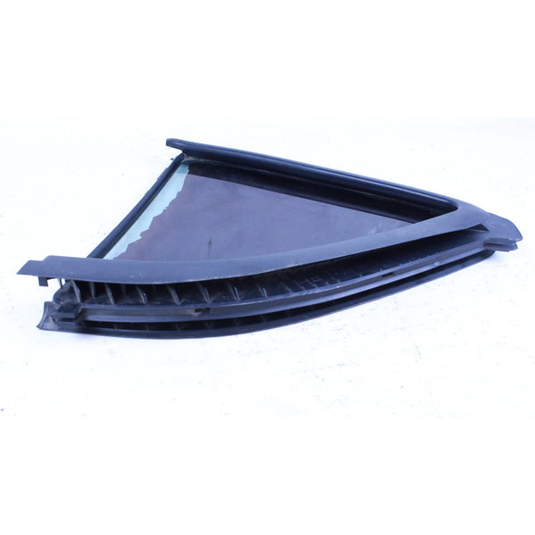 Aleta Triangular Trasera Izquierda Nissan Versa 12-19
