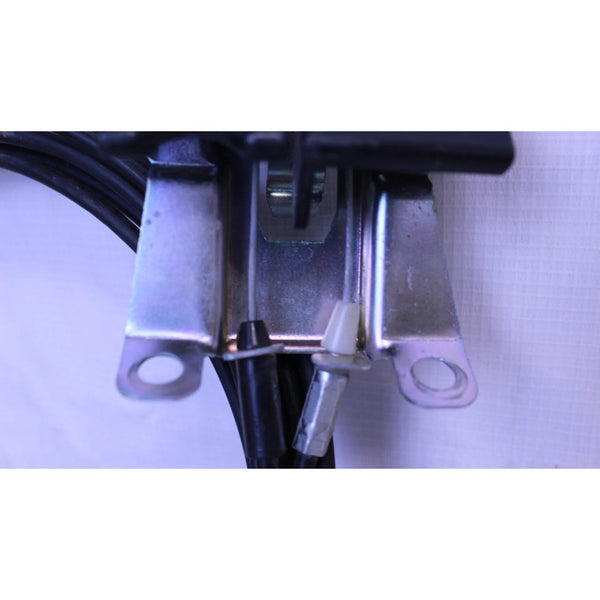 Palanca Cofre Gasolina Original Nissan Versa 2012-2019