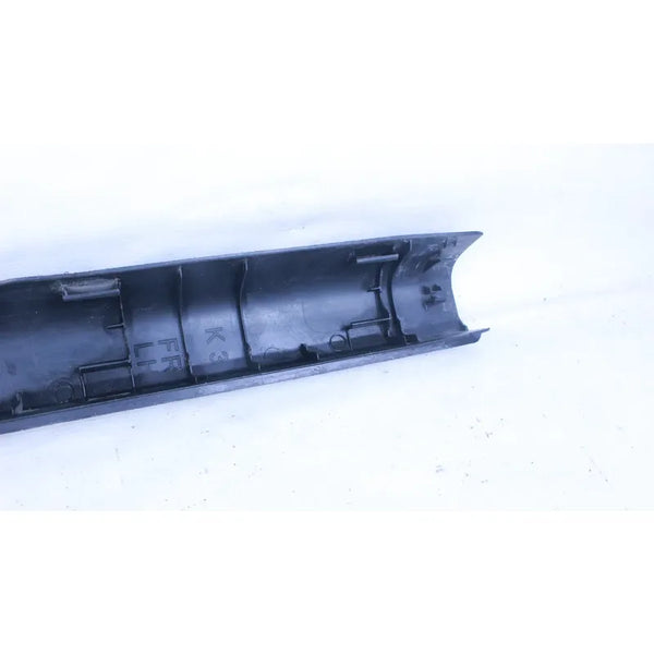 Moldura Placa De Estribo Interior Lh Nissan Versa 12-19 Negro
