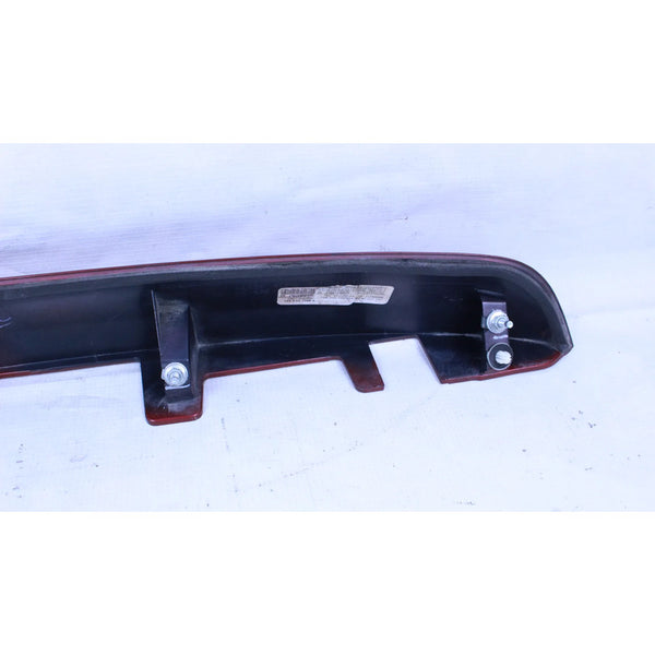 Moldura De Cajuela Nissan Versa Note 12-19 Rojo