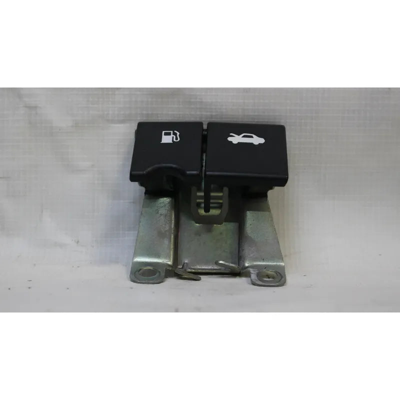 Palanca Cofre Gasolina Original Nissan Versa 2012-2019