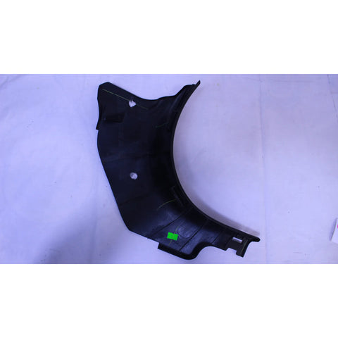 Vista Poste Inf Delantero Izq Versa Seda Al 19 Y Vd Ngr