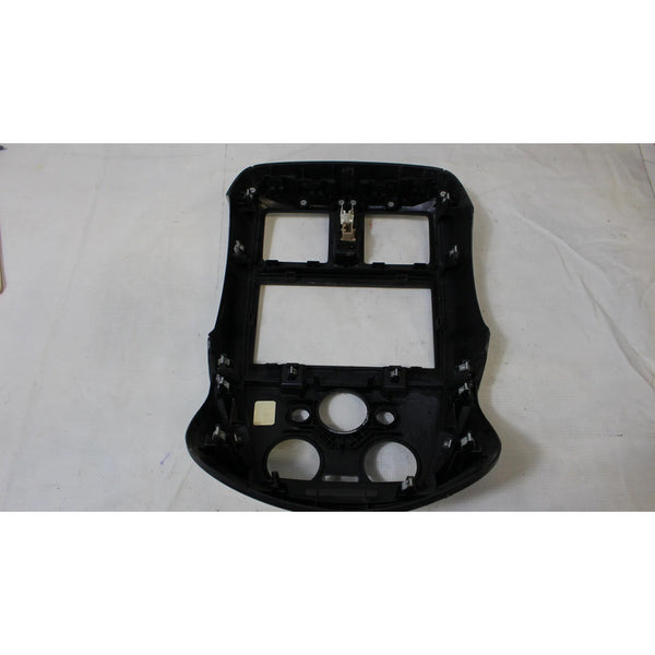 Bicel Tablero Central Panel  Nissan Versa Active 2015-19 Negro