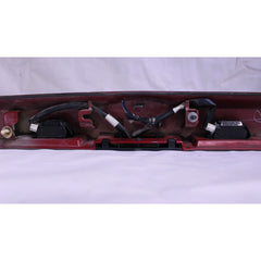 Moldura Tapa Cajuela Nissan Versa 2012-2019 Rojo