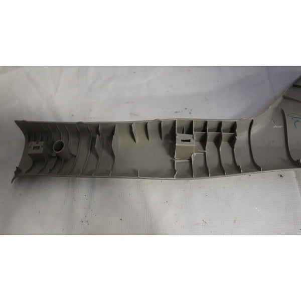 Moldura Poste Delantero Izquierdo Nissan Note 14-19 Gris
