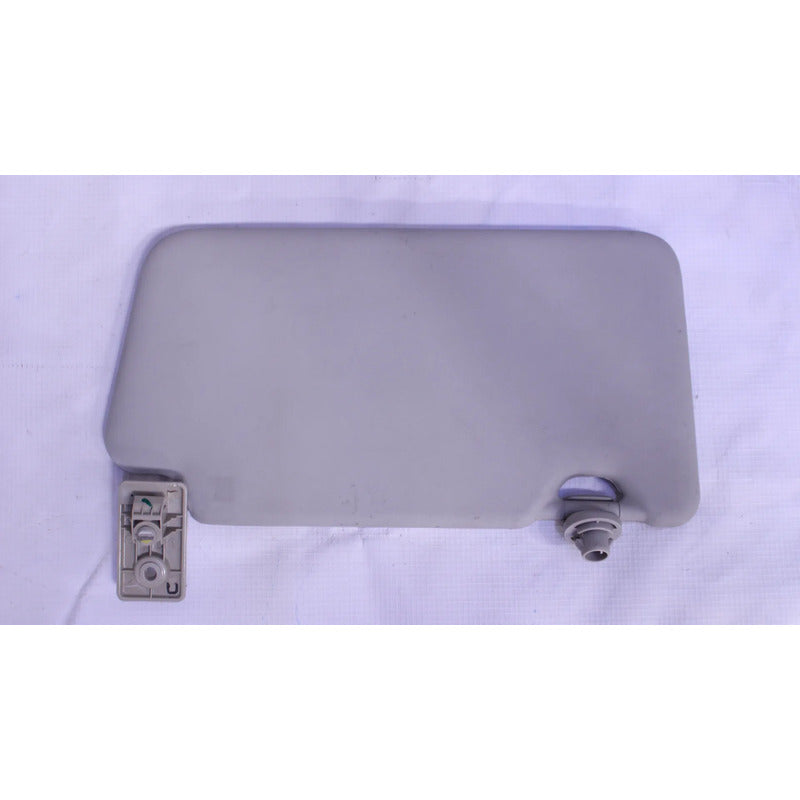 Visera Derecha Nissan Versa 2012-2019