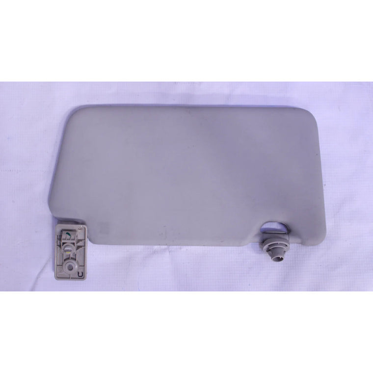 Visera Derecha Nissan Versa 2012-2019