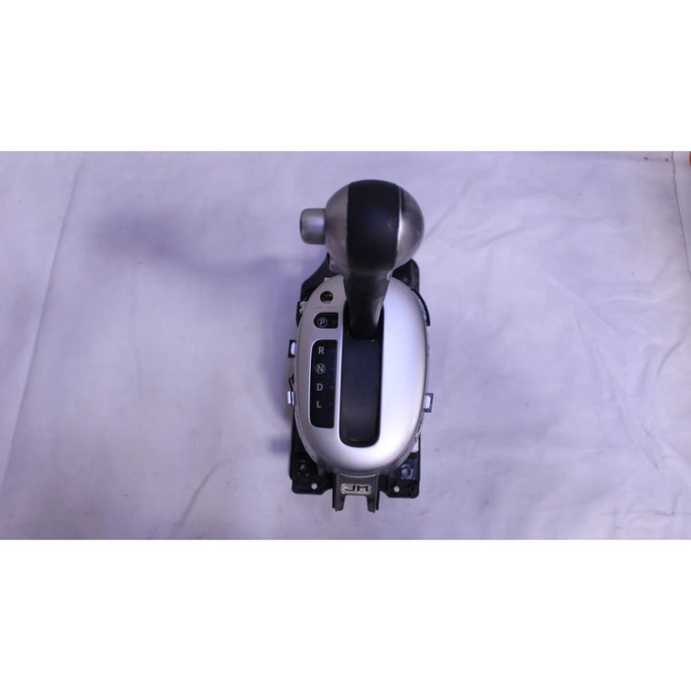Palanca De Cambios Transmisión Auto Nissan Versa 2012-2019