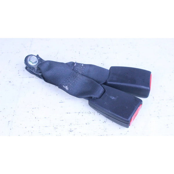 Broche Cinturon Trasero Central Nissan Versa 2012-2019
