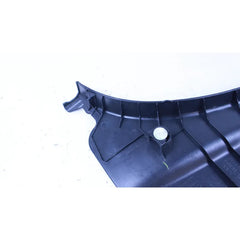 Cubre Poste Central Izquierdo Nissan Sentra 2014-2019 Negro