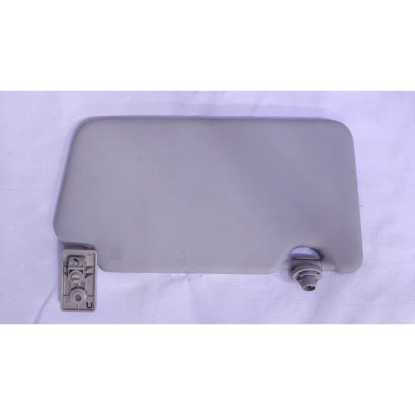Visera Derecha Nissan Versa 12-19