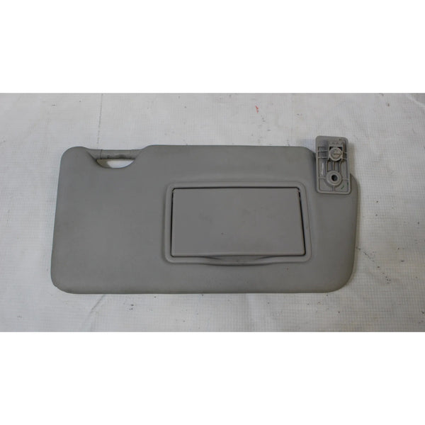 Visera Derecha Con Espejo Nissan Versa 2012-19