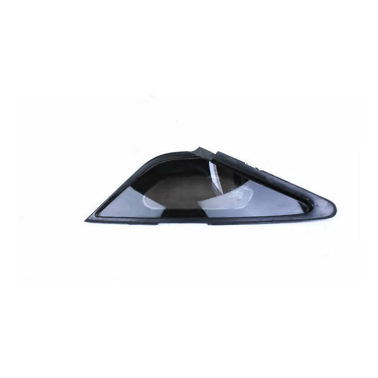 Ventana Triangular Trasera Derecha Nissan Versa 12-19