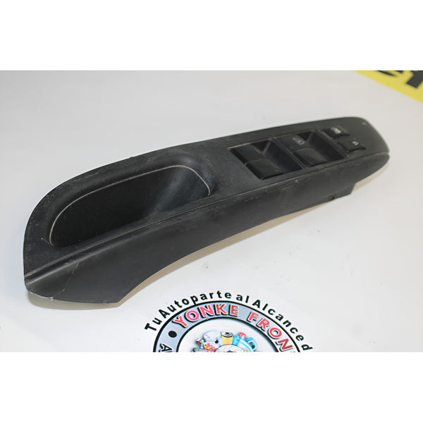 Control Maestro Nissan Versa 2012 2019