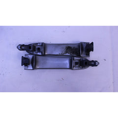 Par De Manijas Puerta Der/izq Nissan Versa 2012-2019 Gris Delantera/trasera
