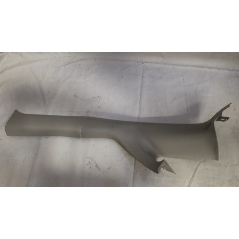 Moldura Poste Delantero Izquierdo Nissan Note 14-19 Gris