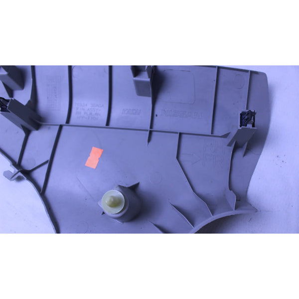 Moldura De Poste Trasero Derecho Nissan Versa 2012-2019 Gs