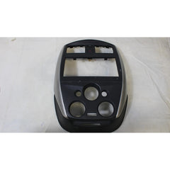 Bicel Tablero Central Panel  Nissan Versa Active 2015-19 1.6 Negro