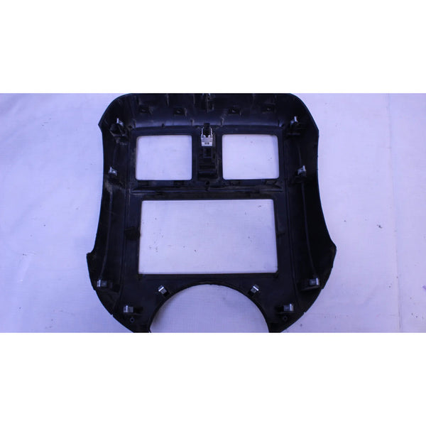 Bicel Tablero Central Panel  Nissan Versa Active 2015-19 1.6 Ngr