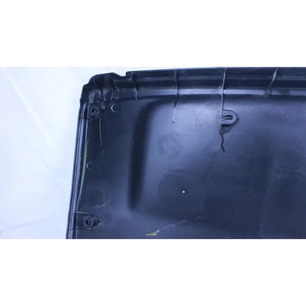 Moldura Porton De Cajuela Nissan Versa 12-19 Negro