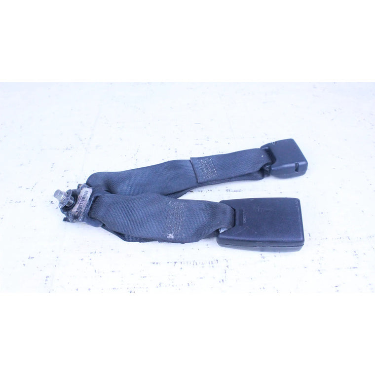 Broche Cinturon Trasero Central Nissan Versa 2012-2019