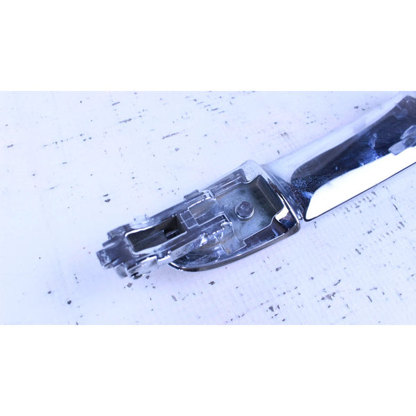 Manija Puerta Cromada Lado Izquierdo Nissan Versa 2012-2019 Cromada Delantera/trasera