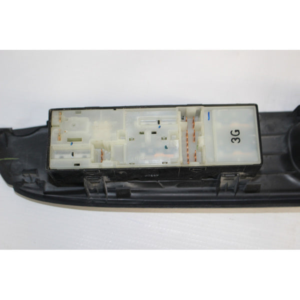 Control Maestro Nissan Versa 2012 2019