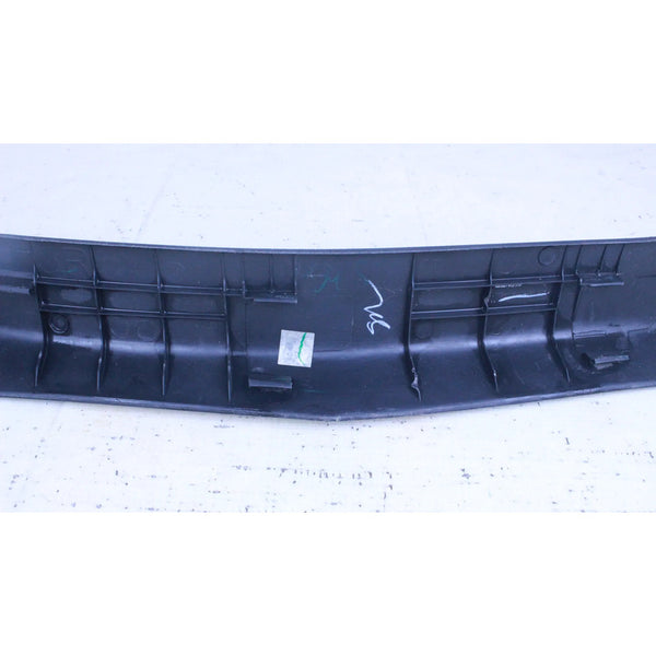 Moldura Interior Lateral Nissan Versa 12-19 Negro